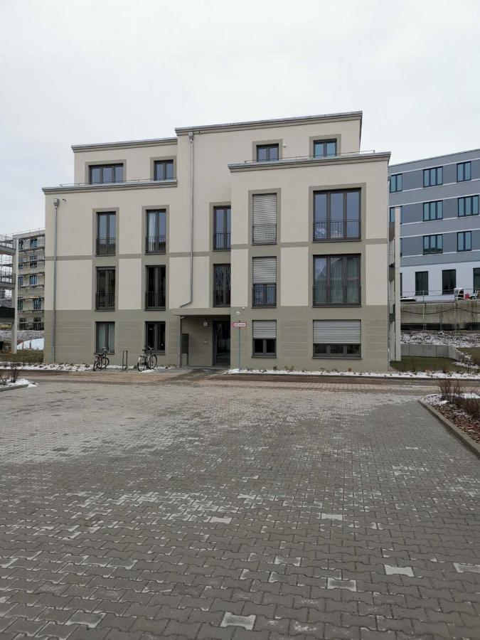 Gemuetliches Privatzimmer In Geraeumiger Gemeinschaftswohnung ドレスデン エクステリア 写真