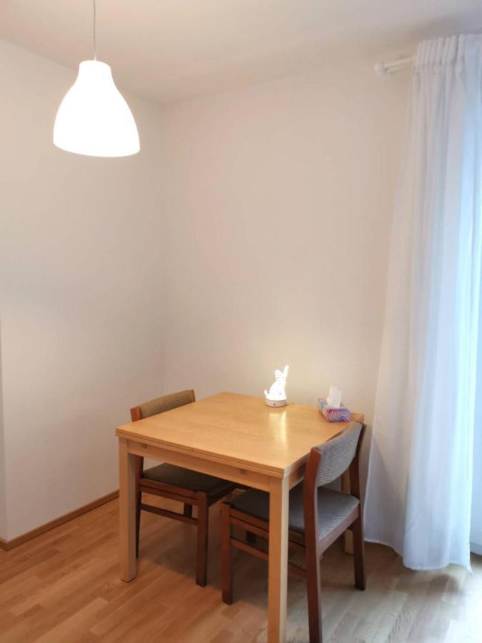 Gemuetliches Privatzimmer In Geraeumiger Gemeinschaftswohnung ドレスデン エクステリア 写真