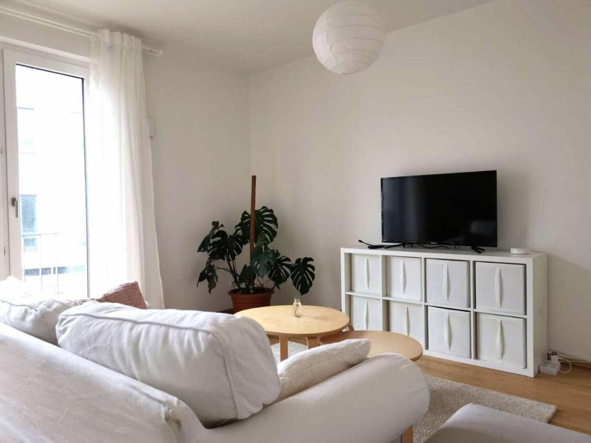 Gemuetliches Privatzimmer In Geraeumiger Gemeinschaftswohnung ドレスデン エクステリア 写真