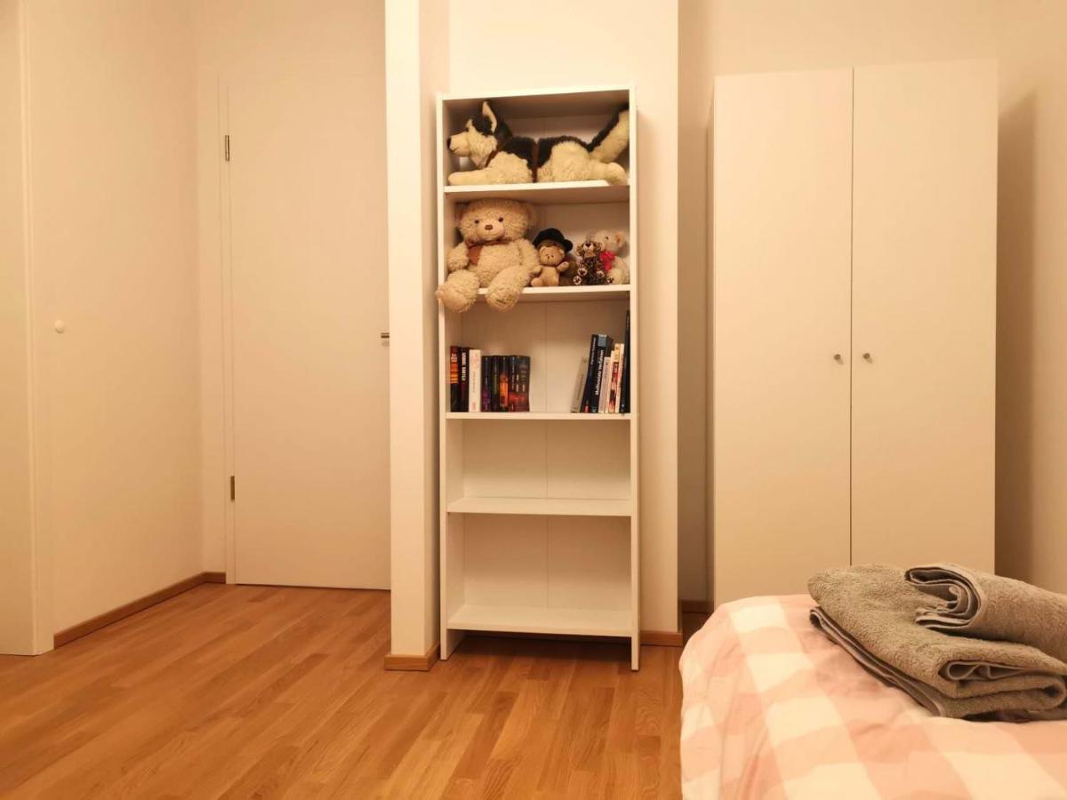 Gemuetliches Privatzimmer In Geraeumiger Gemeinschaftswohnung ドレスデン エクステリア 写真